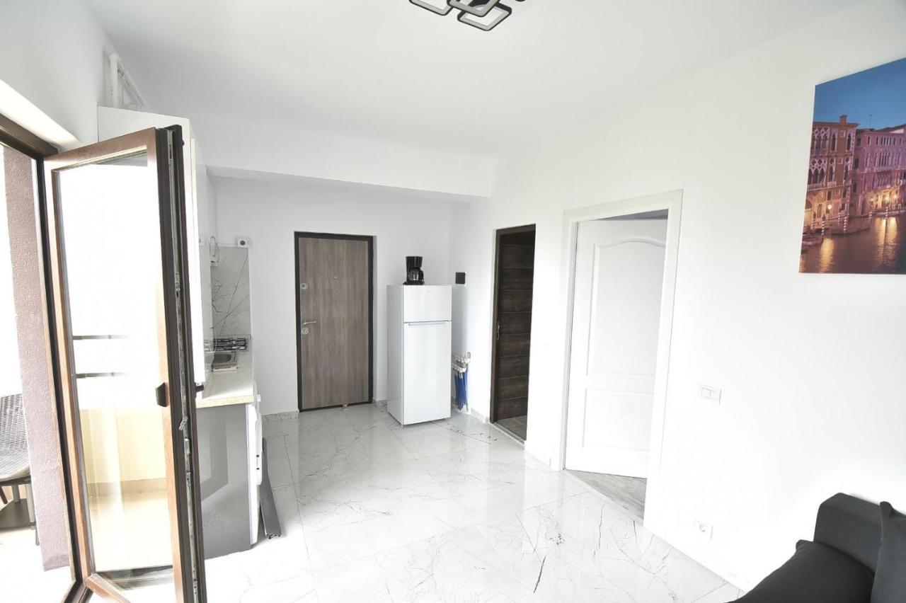 Casa Roma Hotell Năvodari Eksteriør bilde